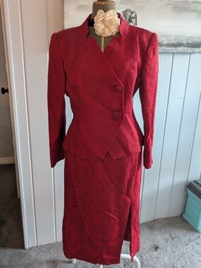 Vintage DIOR Skirt Suit